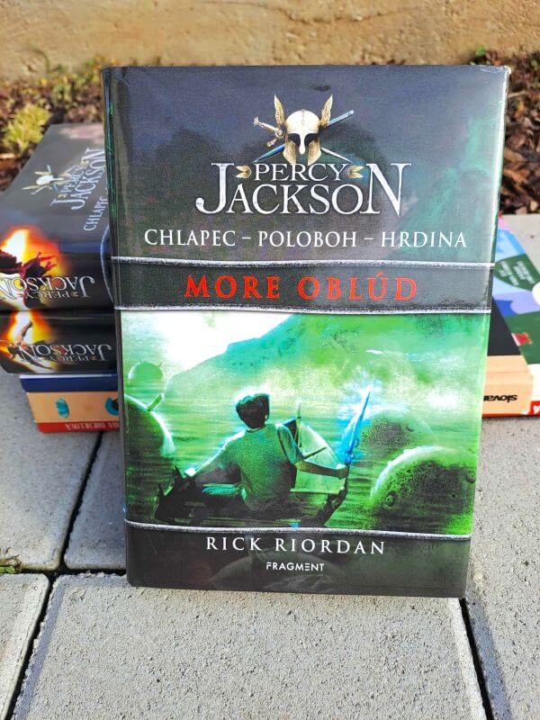 Kniha Percy Jackson - More oblúd